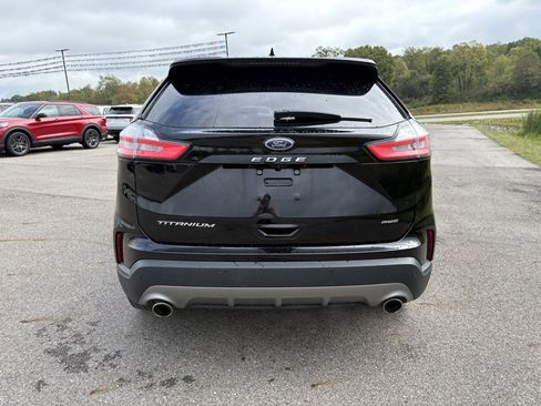 Used 2024 Ford Edge Titanium image 4