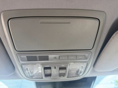Used 2019 Honda CR-V EX-L image 22