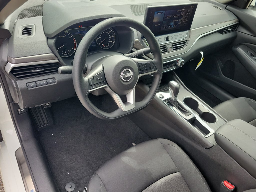 New 2026 Nissan Altima 2.5 SV FWD image 22