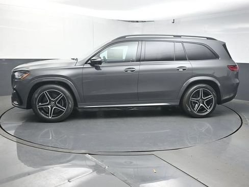 Used 2026 Mercedes-Benz GLS 450 4MATIC image 5