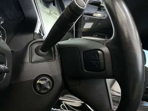 Used 2021 GMC Yukon Denali image 39