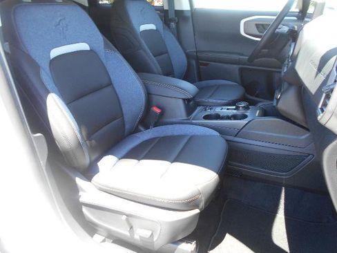 Certified 2026 Ford Bronco Sport Outer Banks w/ Outer Banks Tech Package+ AWD/4WD image 7
