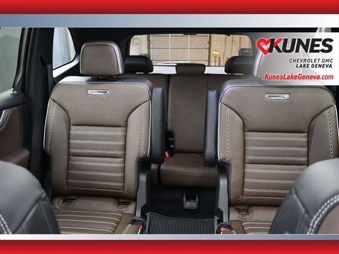 New 2026 GMC Acadia Denali Ultimate w/ LPO, Floor Liner Package AWD/4WD image 22