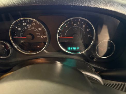 Used 2016 Jeep Wrangler Unlimited Sport AWD/4WD image 12