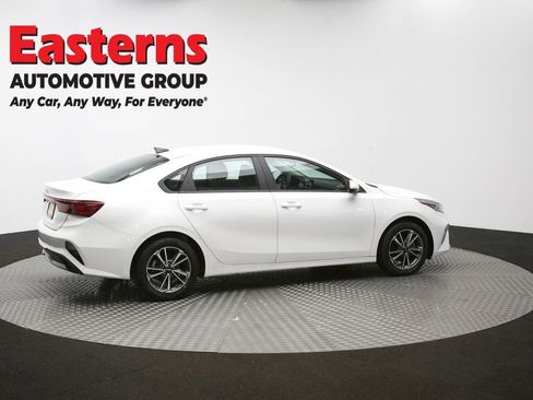 Used 2022 Kia Forte LXS image 42