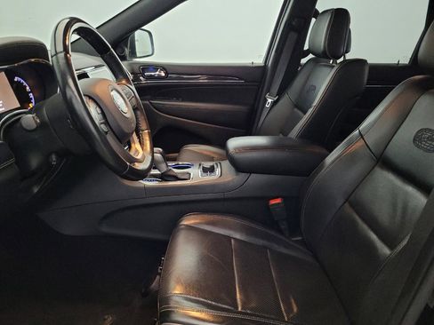 Used 2021 Jeep Grand Cherokee Overland AWD/4WD image 17