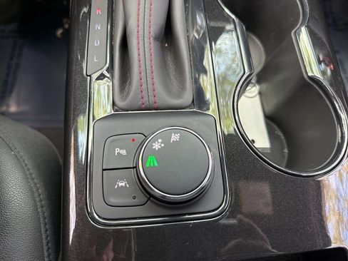 Used 2023 Chevrolet Blazer RS w/ Enhanced Convenience Package image 42