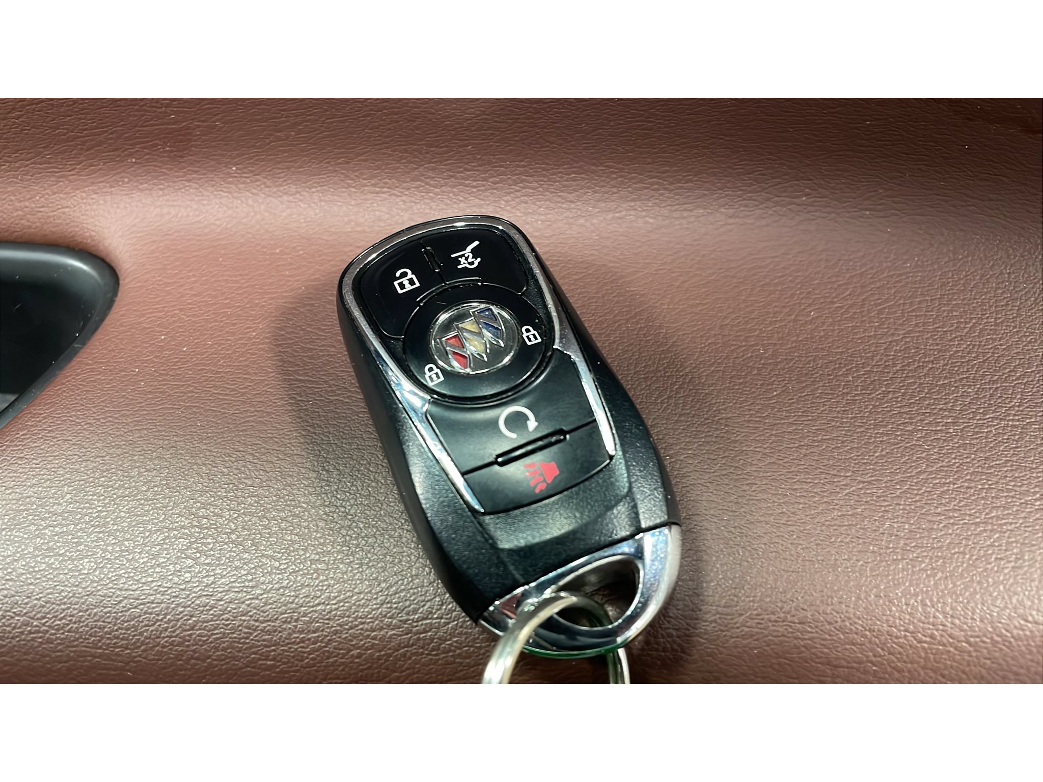 Used 2021 Buick Enclave Avenir w/ Avenir Technology Package AWD/4WD image 19