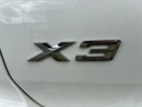 Used 2024 BMW X3 xDrive30i AWD/4WD image 9
