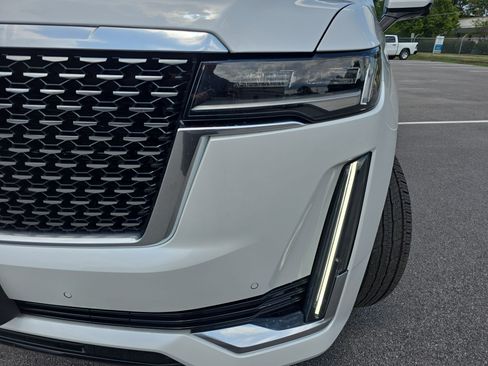 Certified 2023 Cadillac Escalade Premium Luxury w/ Performance Package AWD/4WD image 33