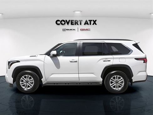 Used 2025 Toyota Sequoia SR5 image 3