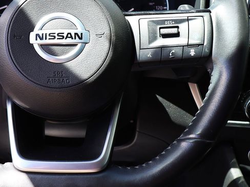 Used 2021 Nissan Rogue SV w/ Premium Package AWD/4WD image 55