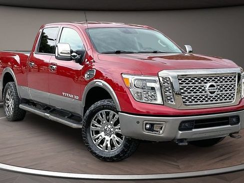 Used 2017 Nissan Titan Platinum Reserve AWD/4WD image 10