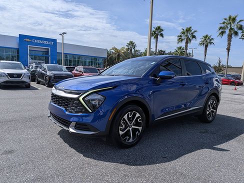 Used 2023 Kia Sportage EX FWD image 7