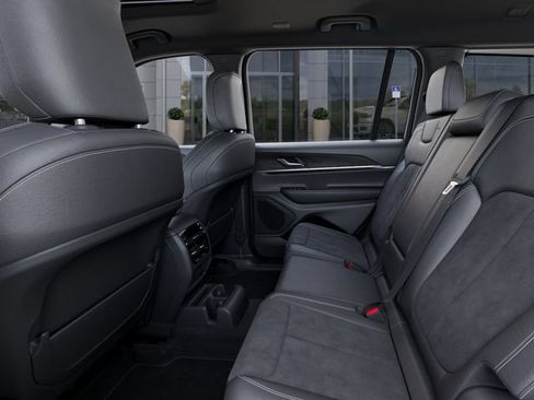 Used 2026 Jeep Grand Cherokee L 4WD image 23