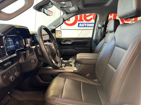 Certified 2024 Chevrolet Silverado 1500 LTZ w/ Technology Package image 11
