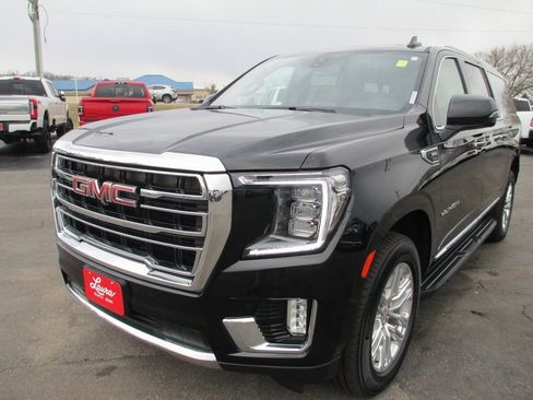 Certified 2021 GMC Yukon XL SLT w/ SLT Premium Package image 10