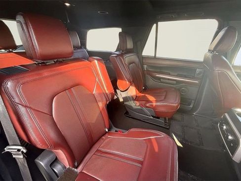 Certified 2023 Ford Expedition Limited image 27