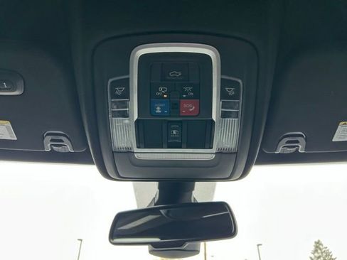 Used 2019 RAM 1500 Laramie w/ Sport Appearance Package AWD/4WD image 16