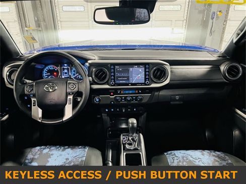 Used 2023 Toyota Tacoma Limited image 4