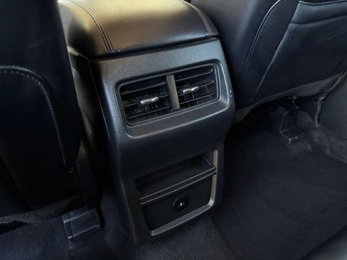 Used 2024 Ford Edge SEL AWD/4WD image 23