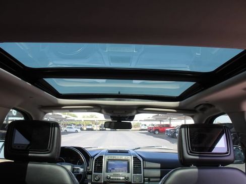 Used 2018 Ford Expedition Max Platinum AWD/4WD image 25