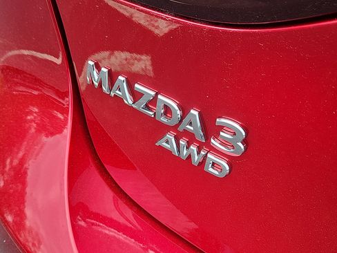 New 2026 MAZDA MAZDA3 Hatchback w/Premium Plus Pkg AWD/4WD image 4