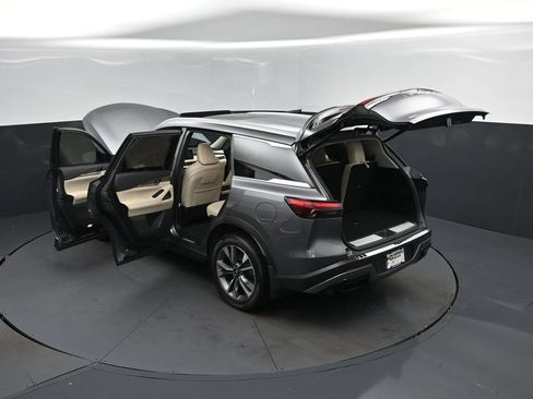 Used 2023 INFINITI QX60 Luxe w/ Cargo Package AWD/4WD image 2