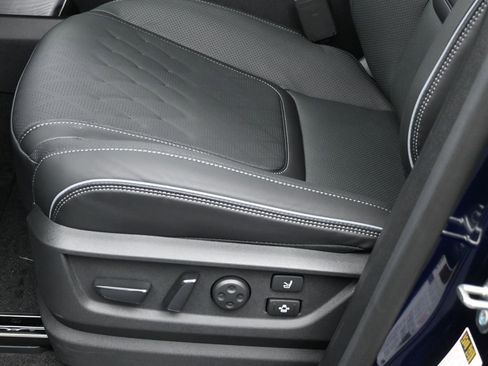 New 2026 INFINITI QX80 Autograph image 19