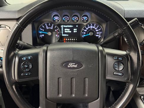 Used 2015 Ford F350 Lariat w/ Lariat Interior Package AWD/4WD image 15