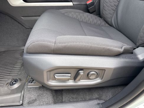 New 2026 Toyota Tundra SR5 image 11