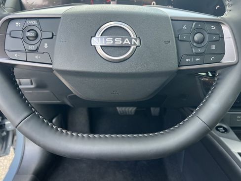 New 2026 Nissan Sentra SV w/ SV Convenience Package FWD image 8