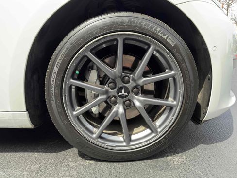 Used 2020 Tesla Model 3 Standard Range Plus image 13