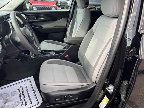 Used 2021 Chevrolet TrailBlazer LT w/ Convenience Package AWD/4WD image 10