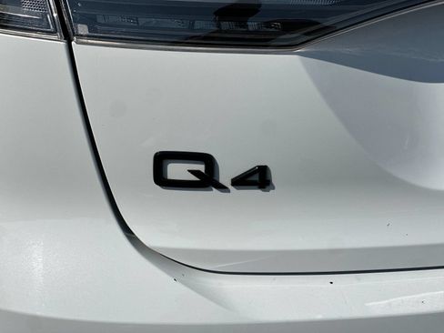 Used 2023 Audi Q4 e-tron Premium Plus w/ Premium Plus AWD/4WD image 33