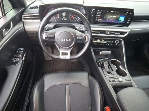 Used 2024 Kia K5 GT-Line image 11
