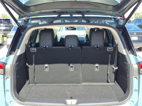 New 2026 Nissan Pathfinder SL image 10