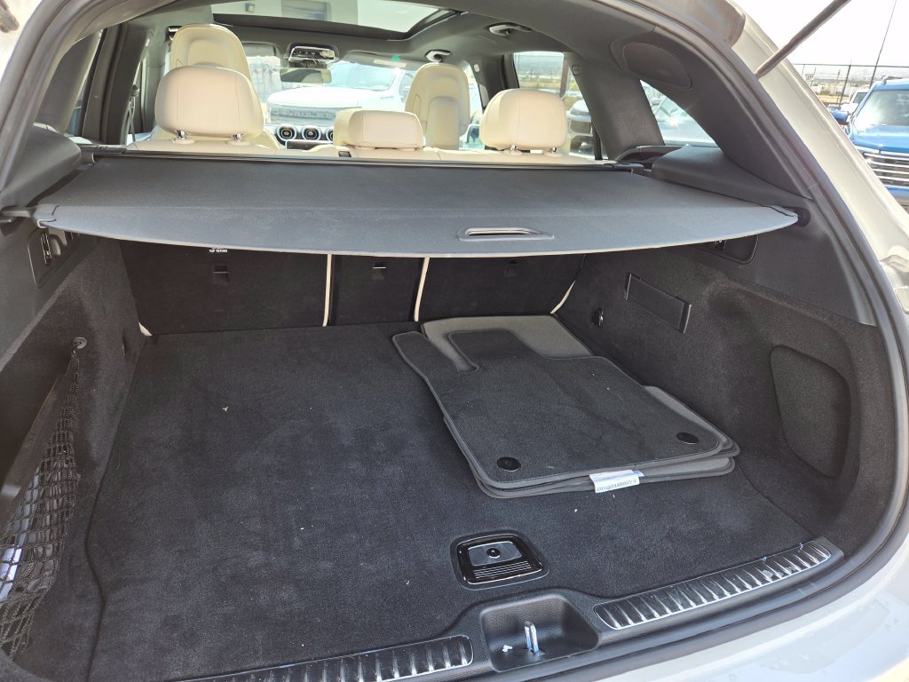 Used 2026 Mercedes-Benz GLC 300 image 23