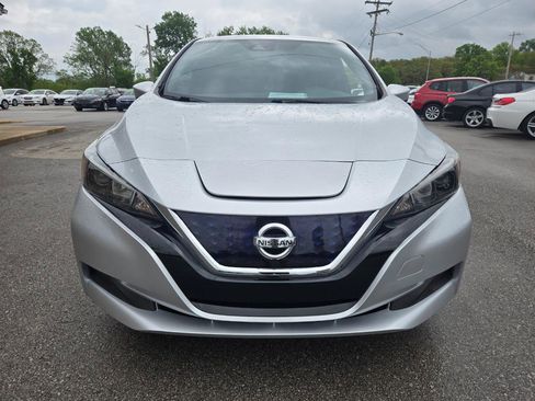 Used 2022 Nissan Leaf S FWD image 2