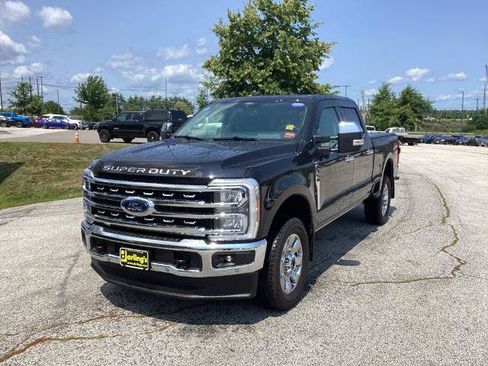 Certified 2025 Ford F350 Lariat w/ Lariat Ultimate Package AWD/4WD image 1