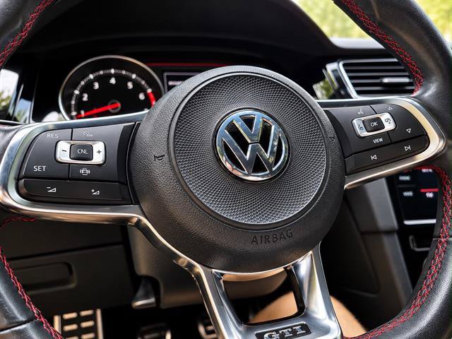 Used 2019 Volkswagen GTI SE w/ SE Experience Package FWD image 19