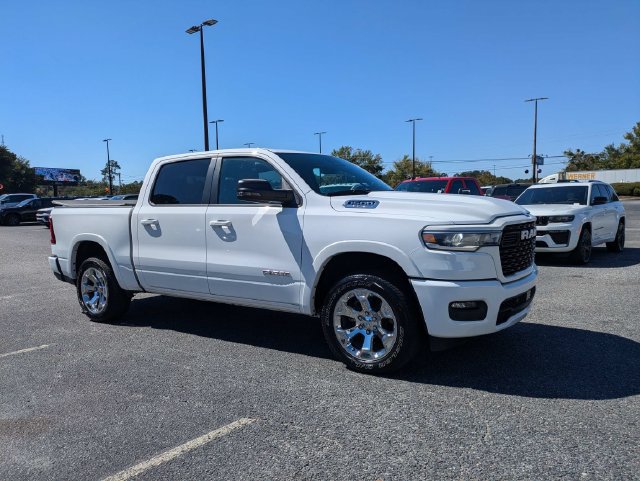 Used 2025 RAM 1500 Big Horn AWD/4WD image 3