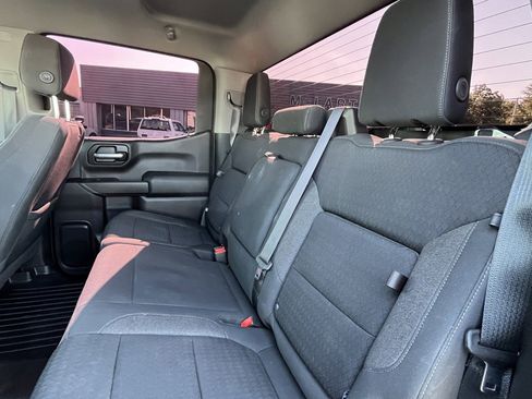 Used 2020 Chevrolet Silverado 1500 LT w/ Texas Edition AWD/4WD image 17