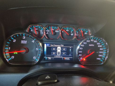 Used 2017 GMC Sierra 1500 SLE w/ SLE Value Package AWD/4WD image 23