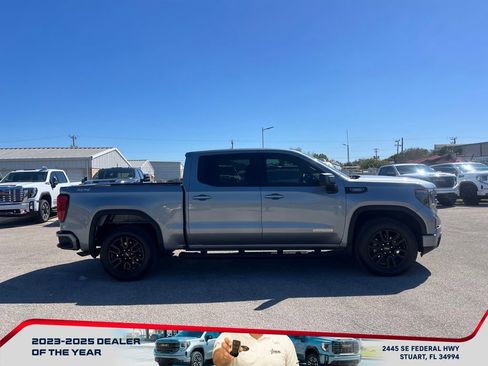 Used 2025 GMC Sierra 1500 Elevation image 8