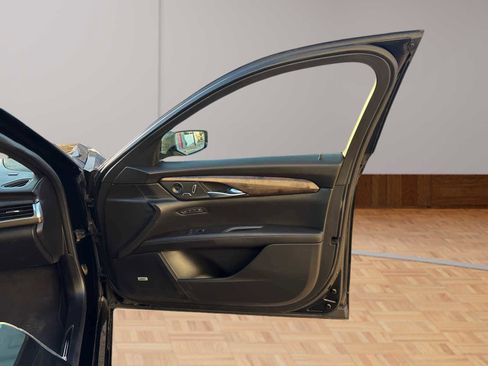 Used 2017 Cadillac CT6 Luxury w/ Active Chassis Package image 15