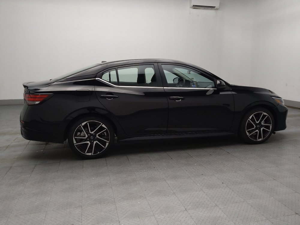 Used 2025 Nissan Sentra SR FWD image 10