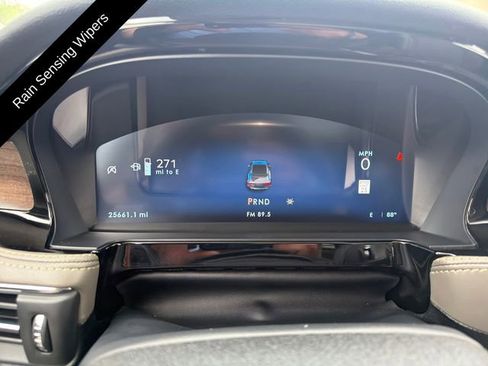 Used 2023 Lincoln Corsair Reserve w/ Equipment Group 201A AWD/4WD image 20