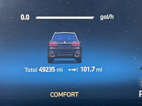 Used 2024 BMW X7 xDrive40i AWD/4WD image 33