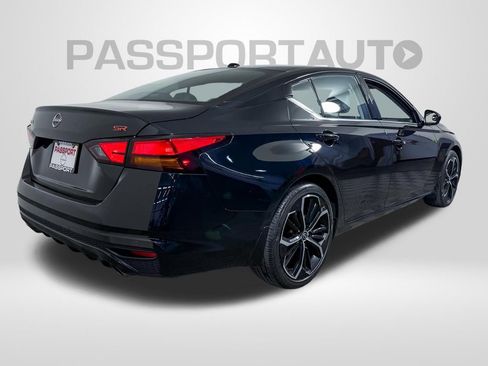 Certified 2024 Nissan Altima 2.5 SR image 8